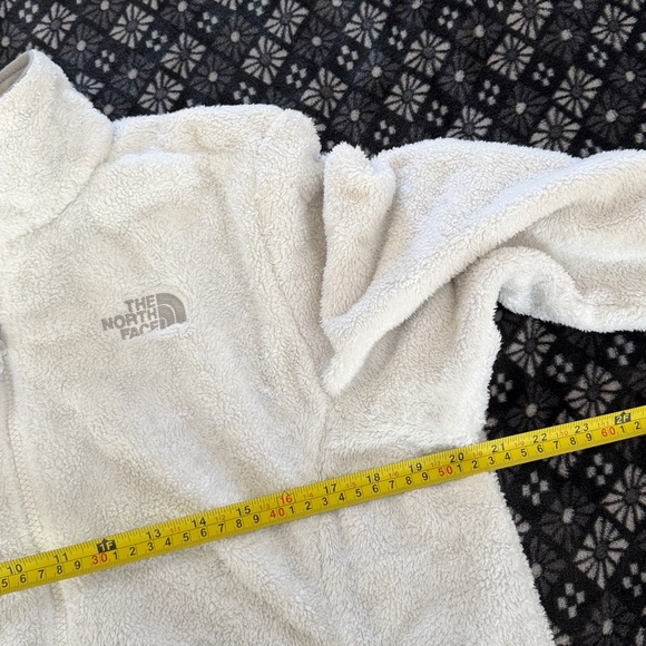 The North Face Fuzzy Jacket - Picture 4 of 6